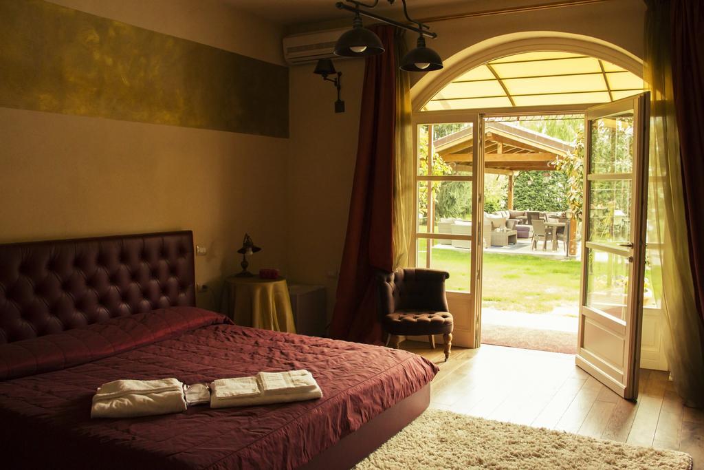 Maison Louis Villa Trofarello Bagian luar foto
