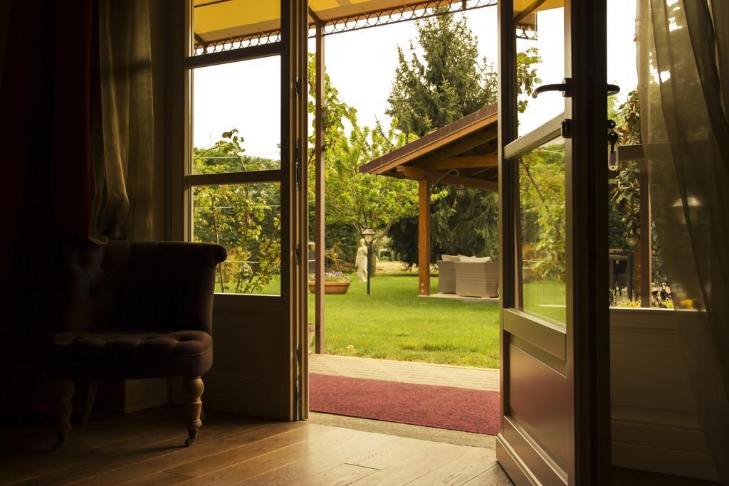 Maison Louis Villa Trofarello Bagian luar foto